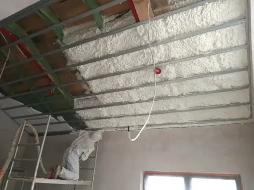 ocieplanie-pianka-izolacje-piana-poli-pur-docieplanie-pianka-pur-piana-poliuretanowa-36