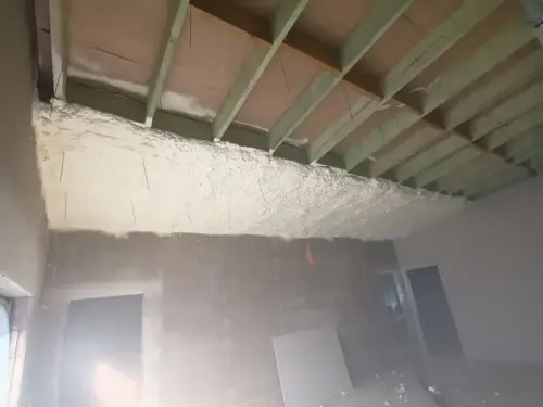 ocieplanie-pianka-izolacje-piana-poli-pur-docieplanie-pianka-pur-piana-poliuretanowa-46